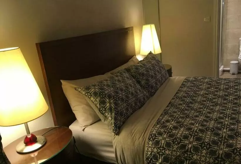 ペンション The Annexe At Asbit Lodge