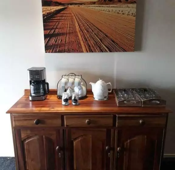 ペンション Wisteria Lane Guesthouse