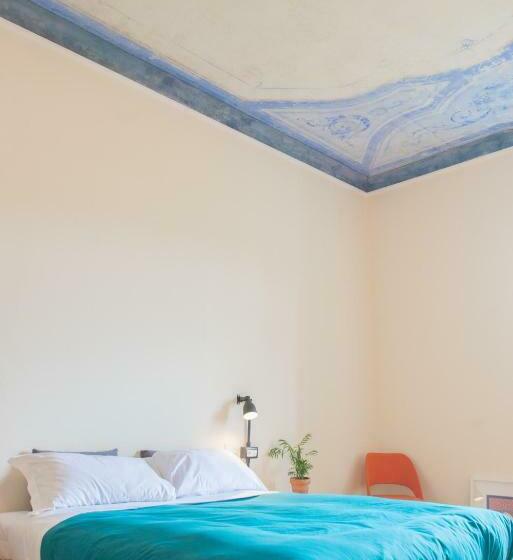 هاستل Controvento