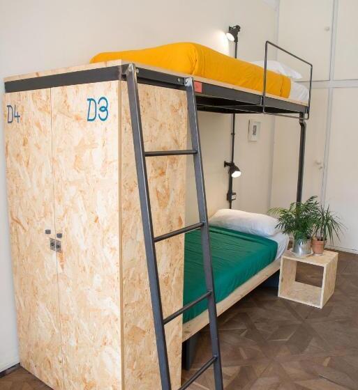 هاستل Controvento