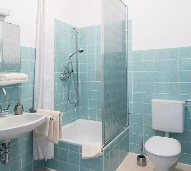 Aamiaismajoitus (B&B) Altes Forsthaus