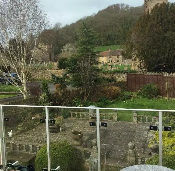 ベッドアンドブレックファースト Carents House