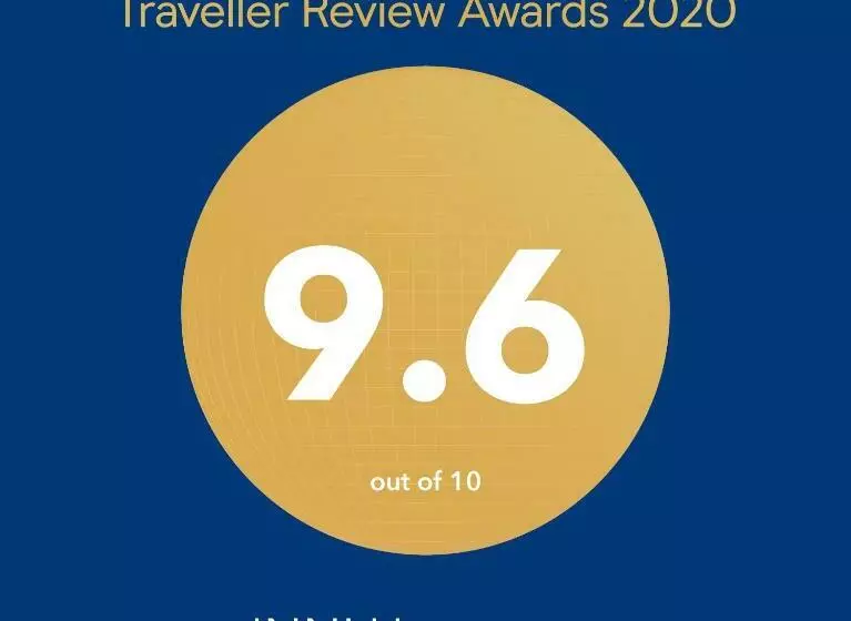 تختخواب و صبحانه Inni Homestay