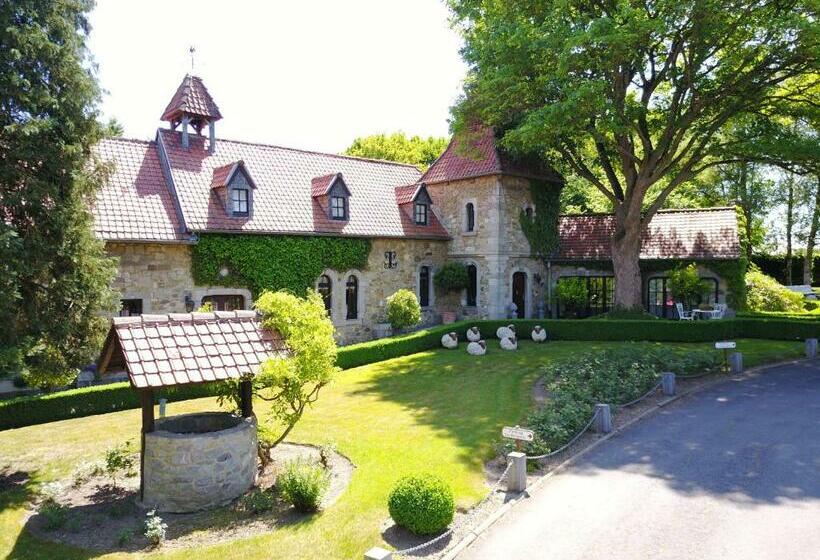 تختخواب و صبحانه La Bergerie De Lives