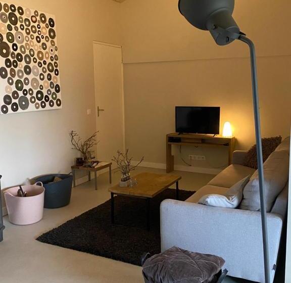 민박 Slapen Bij Uppruna