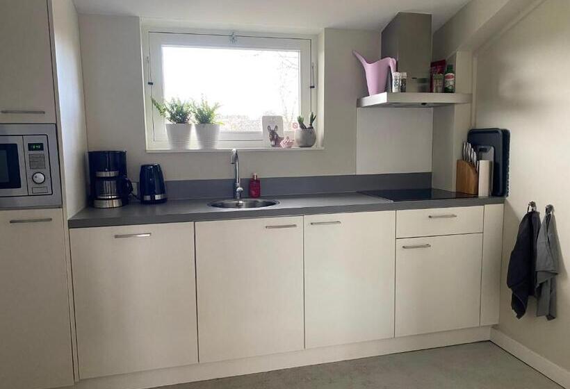 민박 Slapen Bij Uppruna