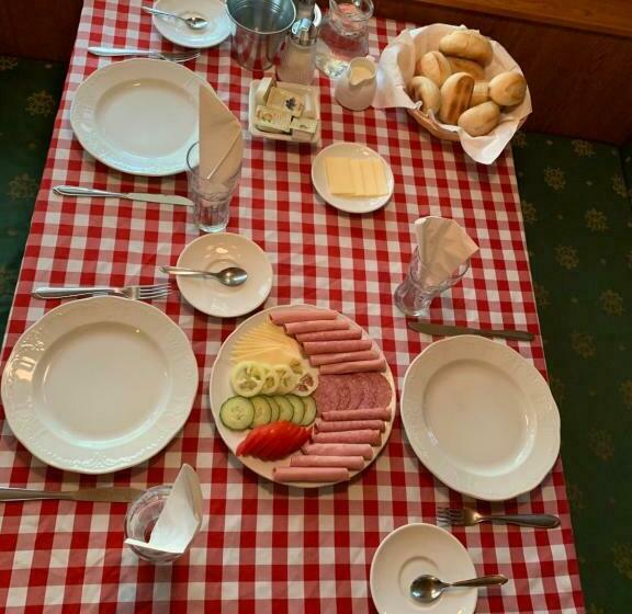 住宿加早餐  White House Klagenfurt