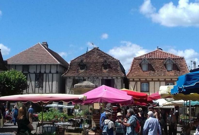 بنسيون Chez Claire