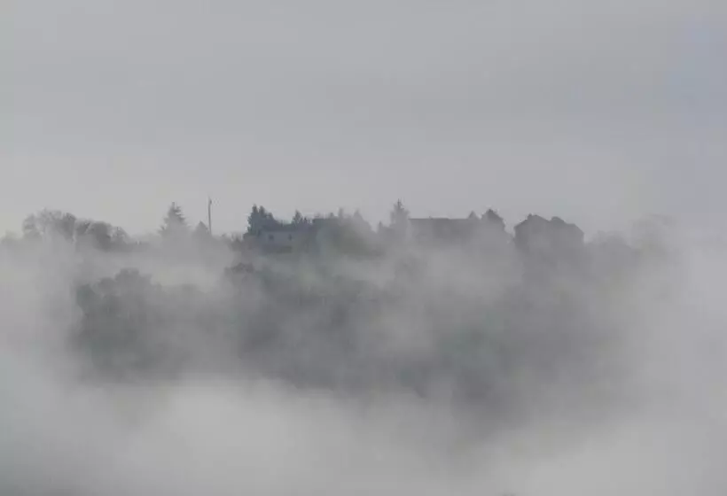 Majatalo Chez Claire