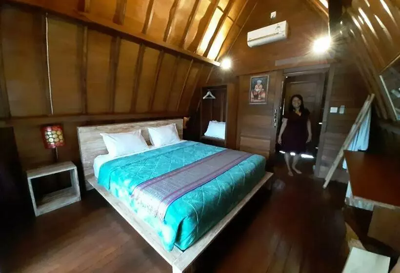 ペンション Telagamas Guest House