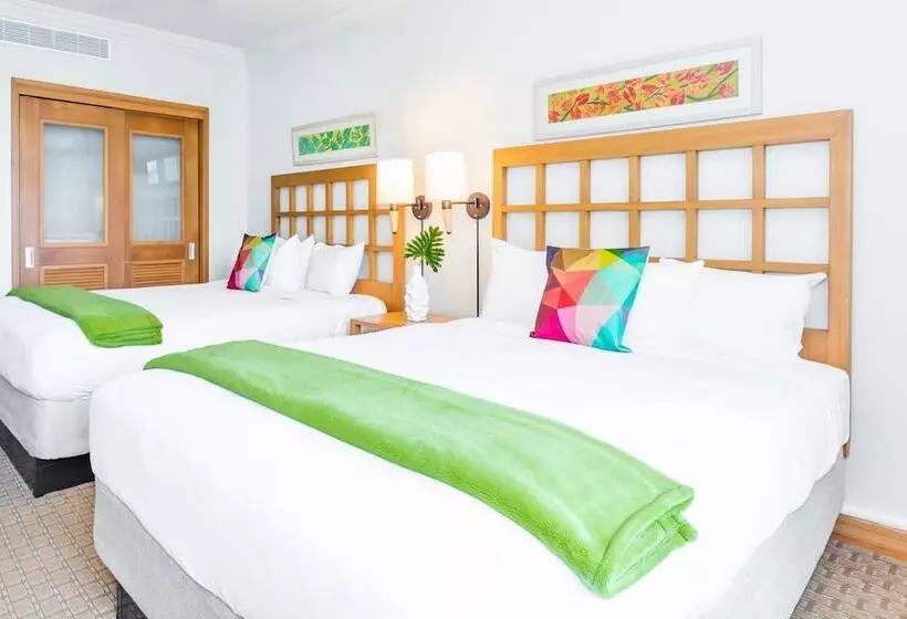 Condado Lagoon Hospitality At Paseo Caribe