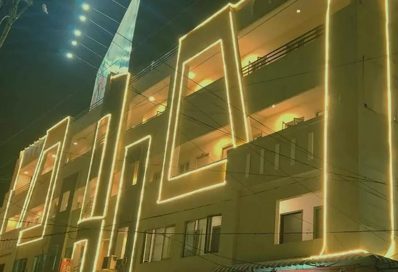 Sk First Transit Hotel Shamshabad