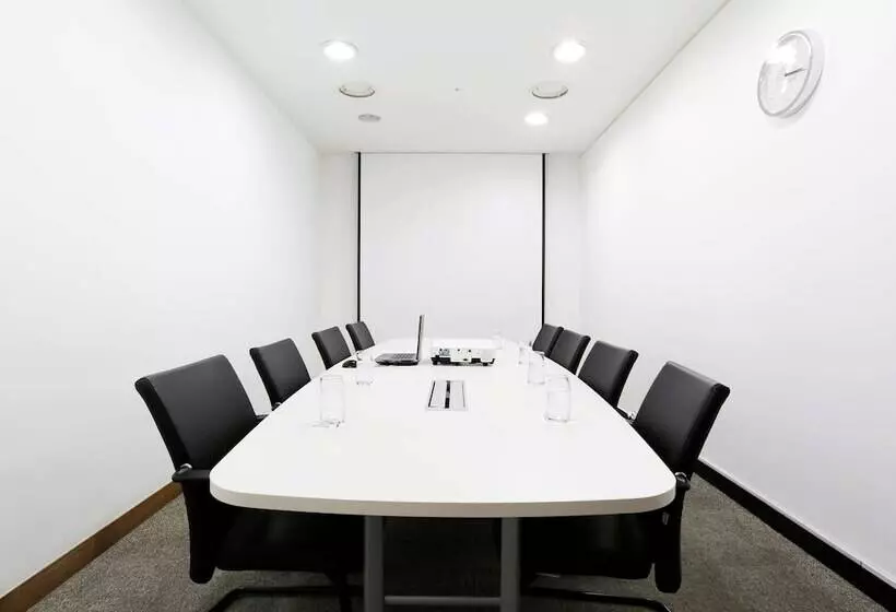 酒店 Grand Mercure Ambassador Changwon