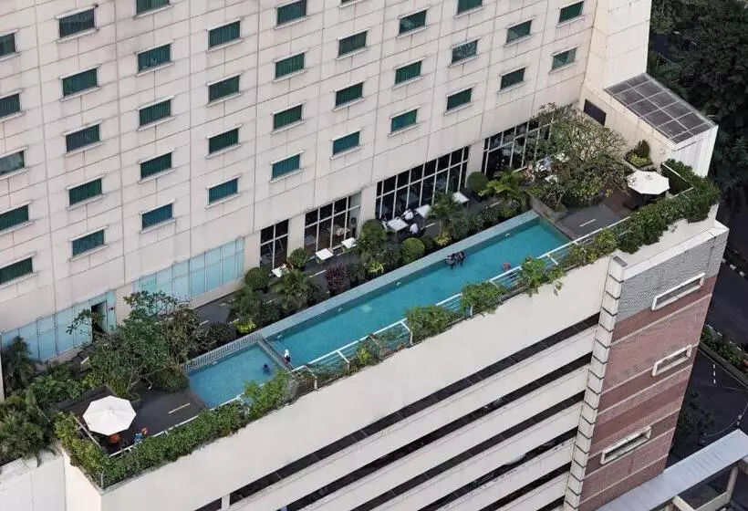 Harris Hotel And Conventions Kelapa Gading Jakarta