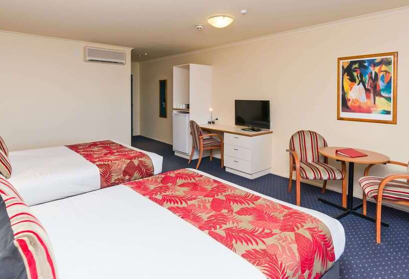 Heartland Hotel Auckland Airport