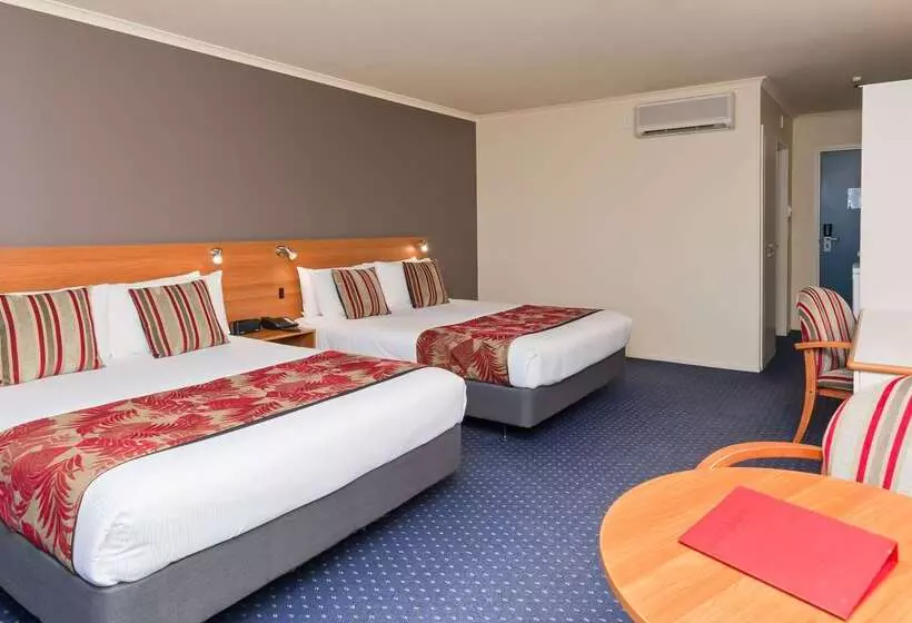 Heartland Hotel Auckland Airport