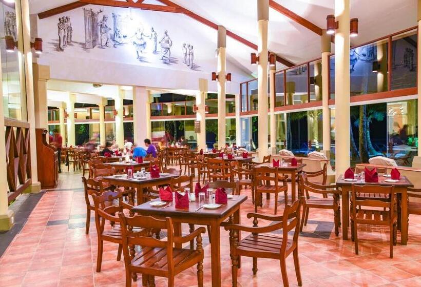 فندق Insight Resort Ahangama   S&s Other Certified