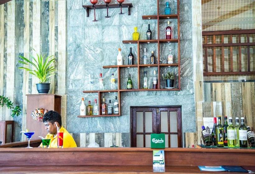 فندق Insight Resort Ahangama   S&s Other Certified