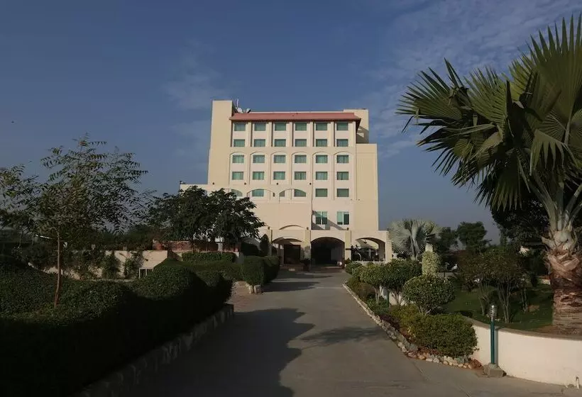 Hotel Jaipur Greens
