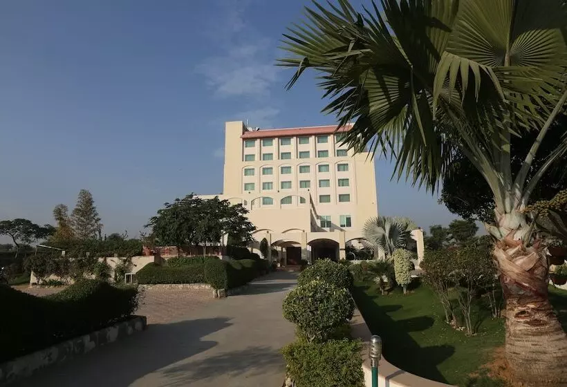 Hotel Jaipur Greens