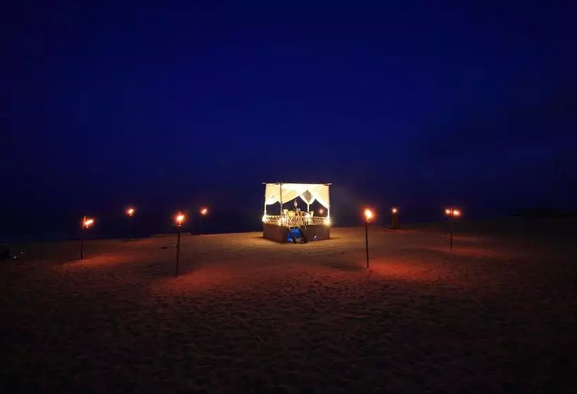 هتل Jetwing Beach