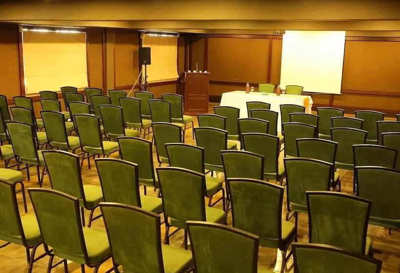 هتل Jetwing Beach