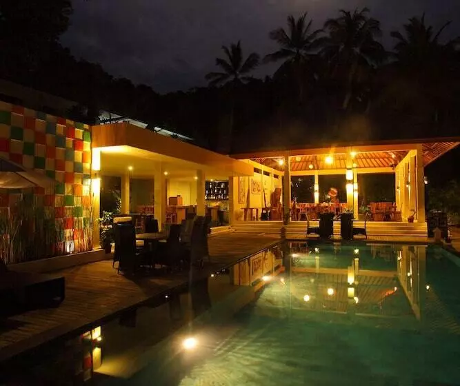 Отель Kebun Villas & Resort