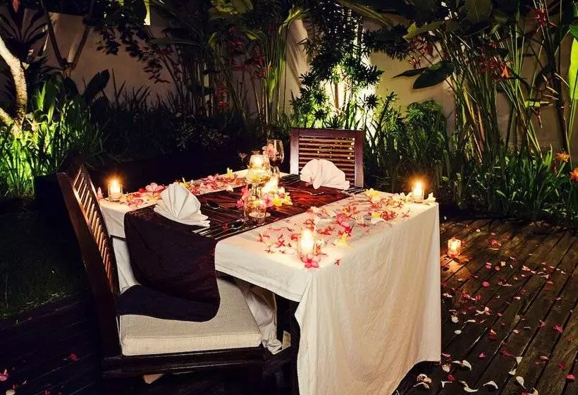 Отель Kebun Villas & Resort