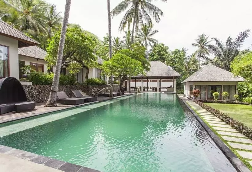 Отель Kebun Villas & Resort
