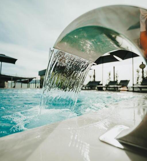 فندق Malaga Nostrum Airport