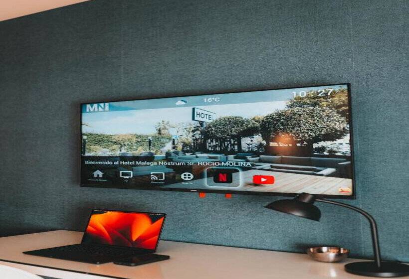 فندق Malaga Nostrum Airport