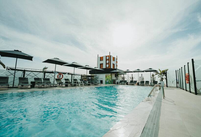 فندق Malaga Nostrum Airport