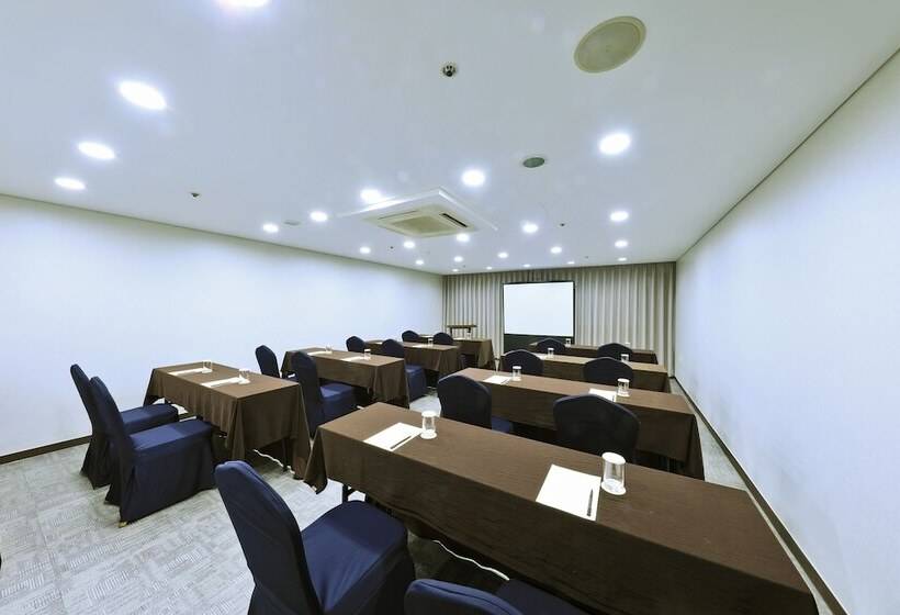 호텔 Ocean Suites Jeju