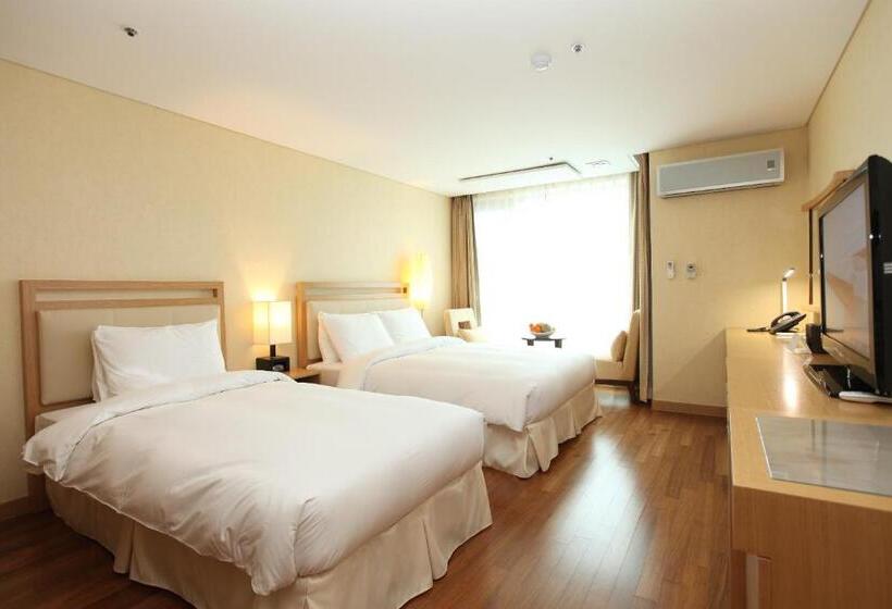호텔 Ocean Suites Jeju