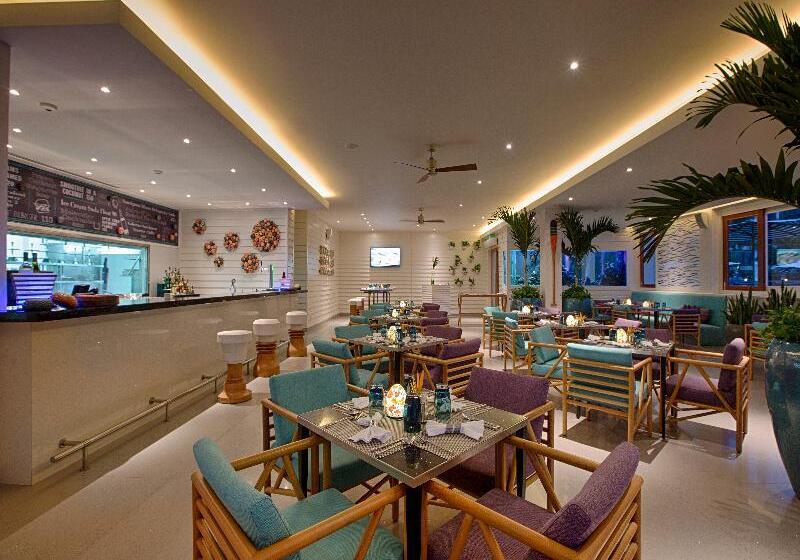 هتل Pullman Danang Beach Resort