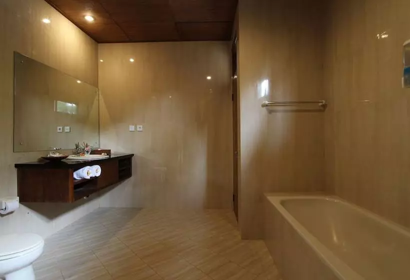 酒店 Putri Ayu Cottages