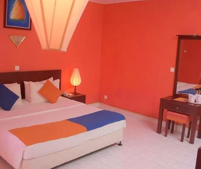 Отель Ratnaloka Tour Inn