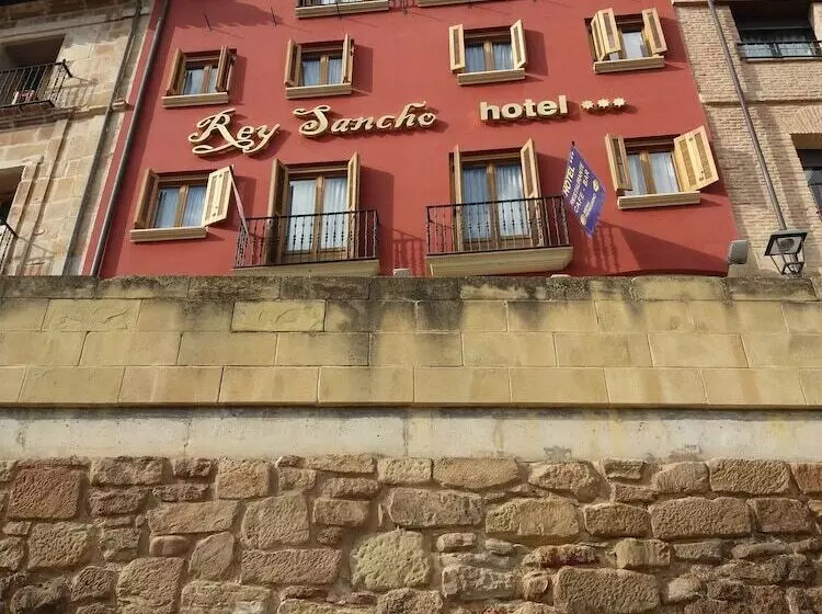 فندق Rey Sancho