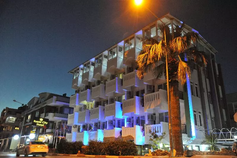호텔 Royal City