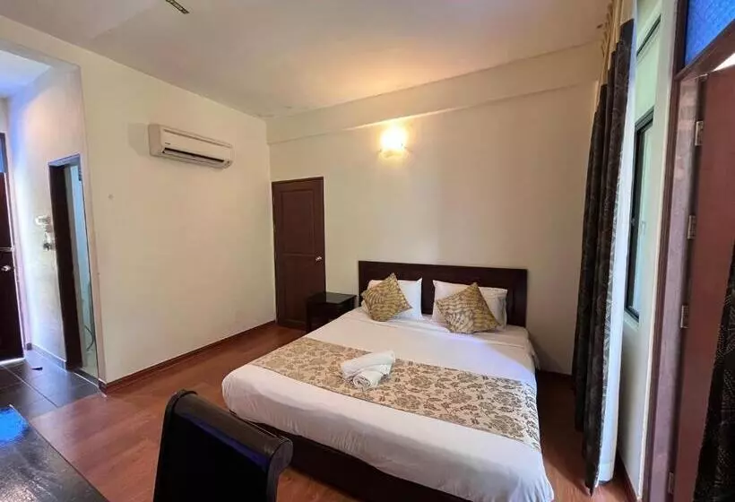 ホテル ērya By Suria Janda Baik