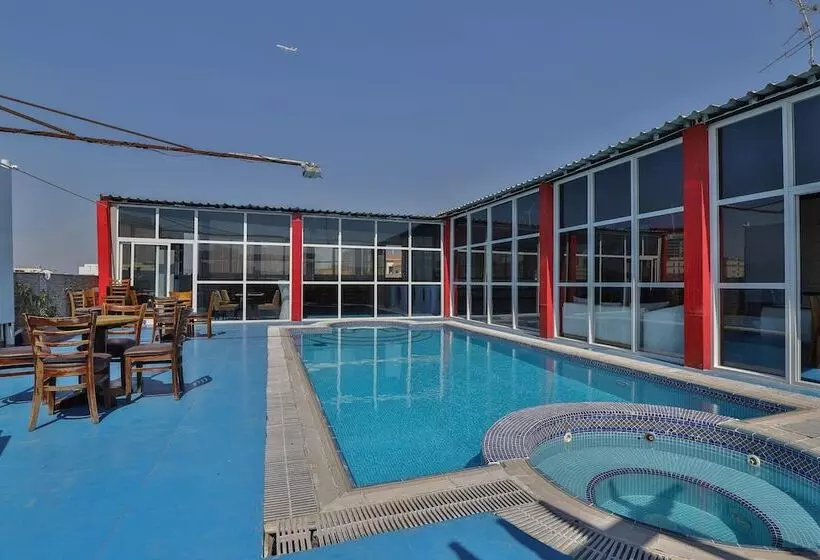 Hotel Sun and Sands Downtown