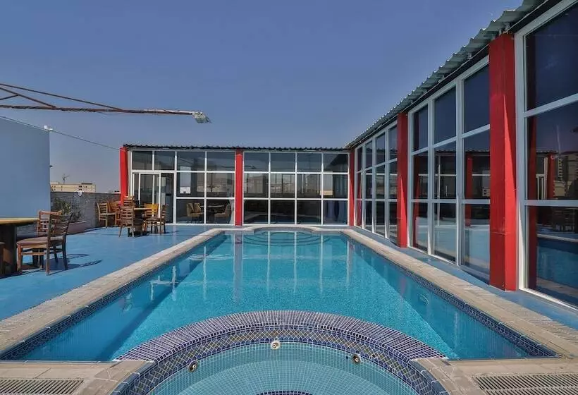 Hotel Sun and Sands Downtown