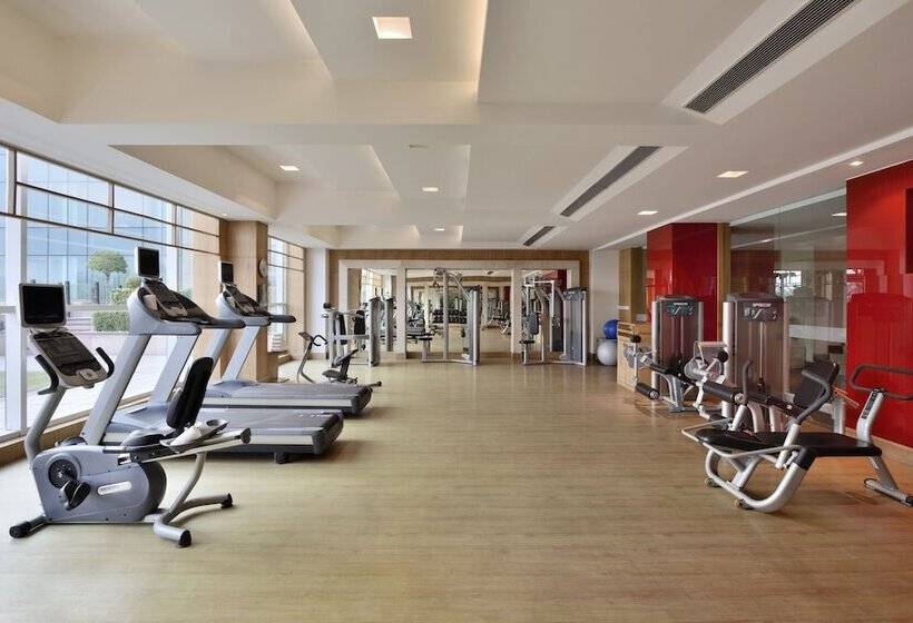 Taj Hotel & Convention Centre, Agra