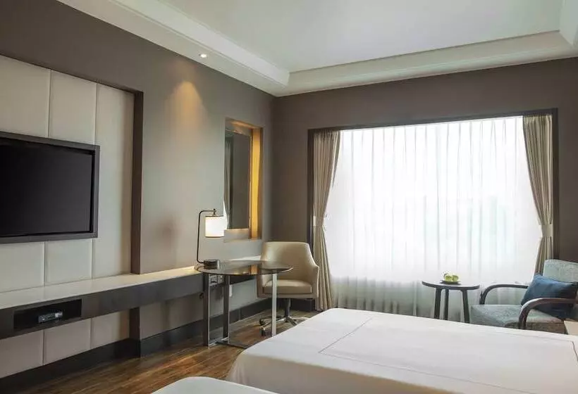 Taj Hotel & Convention Centre, Agra