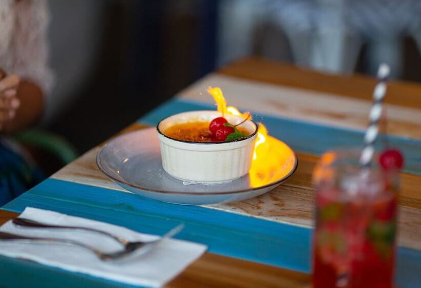 בית מלון כפרי The 1o1 Bali Oasis Sanur