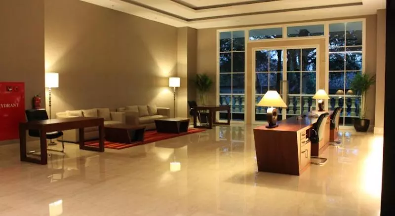 Отель The Luxton Bandung