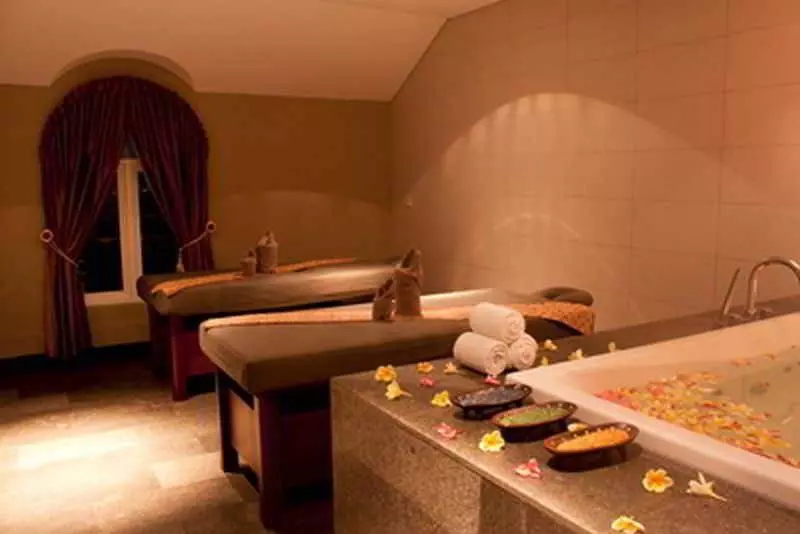 Отель The Luxton Bandung