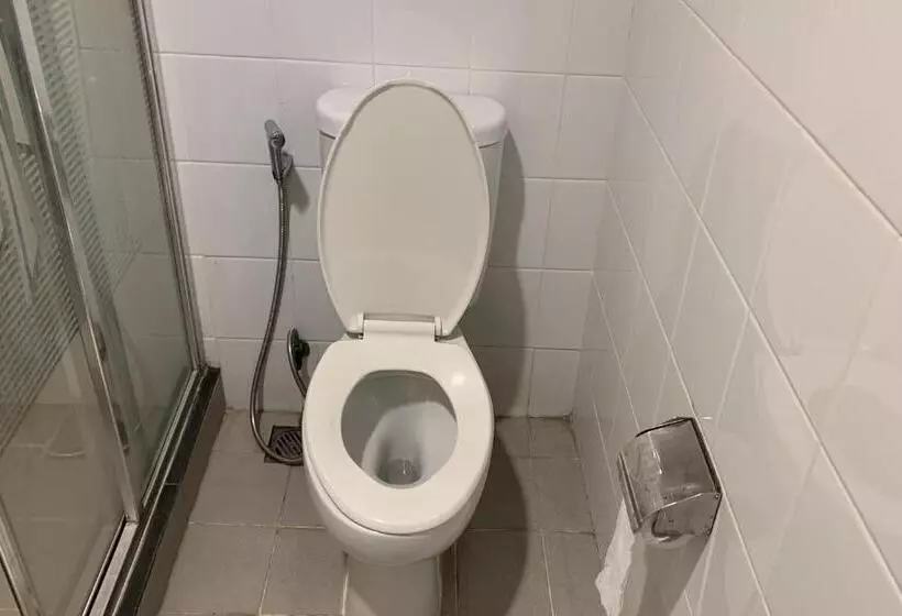 בית מלון כפרי Glodok Plaza