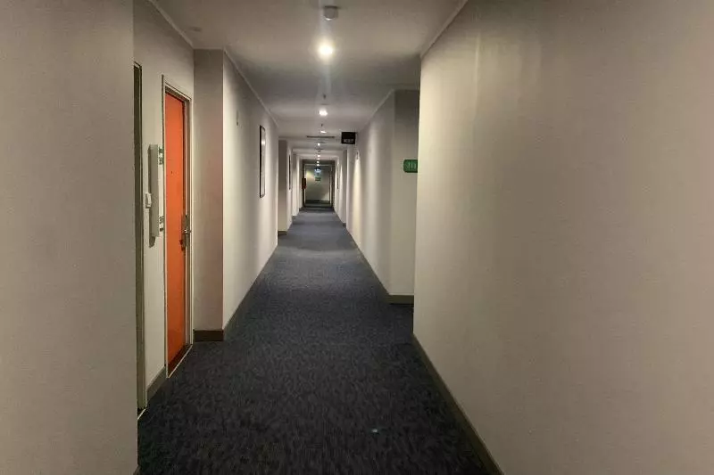 בית מלון כפרי Glodok Plaza