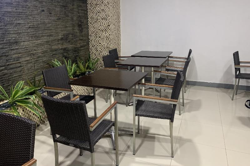 בית מלון כפרי Glodok Plaza